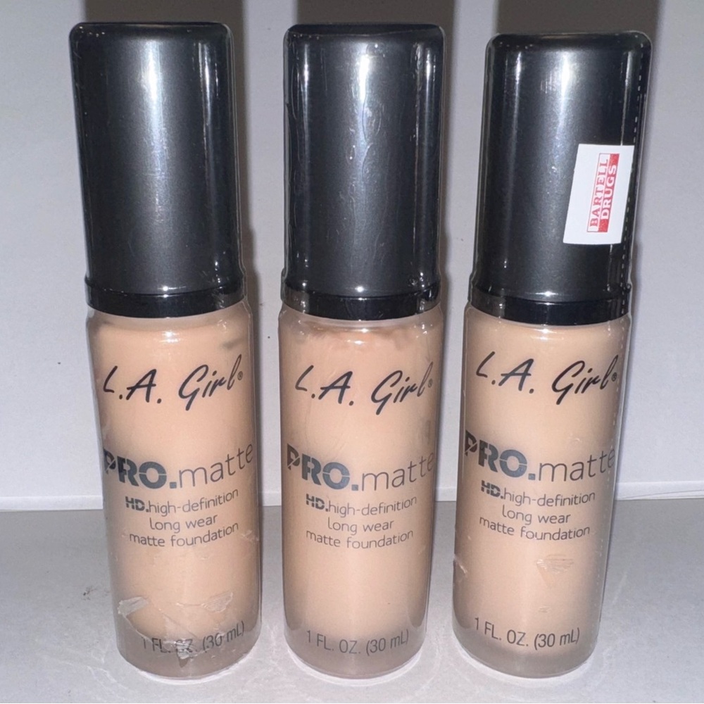 x3 Shade NUDE ~ GLM716 ~ LA GIRL Pro MATTE High Definition Foundation ~Sealed x3